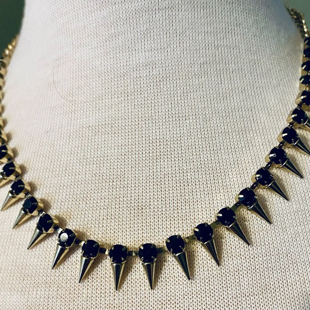 Vintage Chic Gold and Black Spike Necklace - Picture 1 of 5